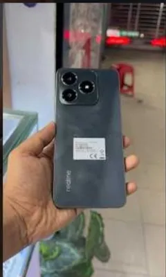 Realme c61 idiyali 1