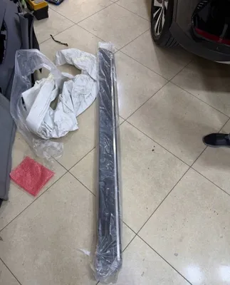 LeapMotor C16 ostonasi, chap tomon 1