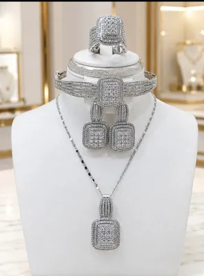 Украшения