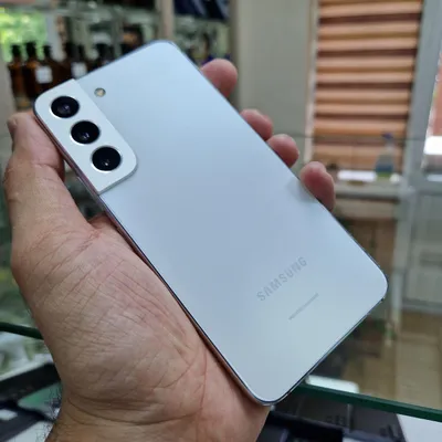 Samsung S22 1