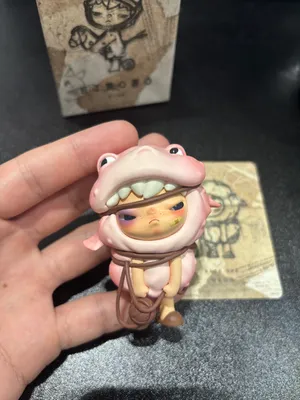 Hirono Pop Mart Echo 1