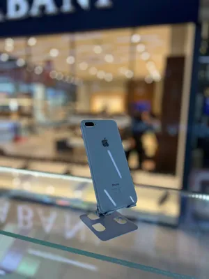 iPhone 8+