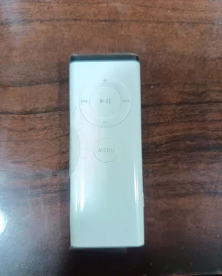 Apple Remote (A1156 / MA128G/A modeli) sotiladi. 1