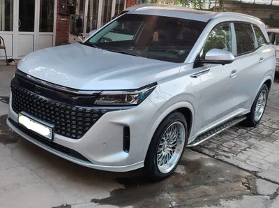 Donfen Fengon 508 EV Gibrid 1
