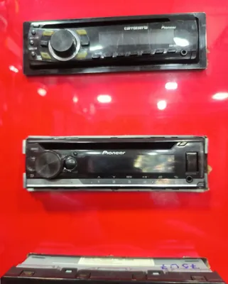 Pioneer 2150 sotiladi