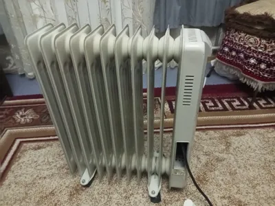 Продам масляный обогреватель. 1