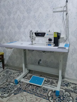 Продаю швейную машинку Rozev. 1