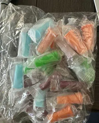 Kalyan uchun plastik mundshtuklar
