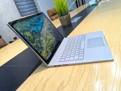 Microsoft SurfaceBook -3 1