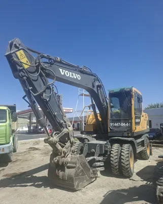 Ekskavator sotiladi Volva 145 B 1