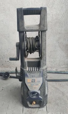 Продаю Karcher 1