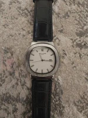 Часы Patek Philippe 1