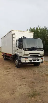Isuzu грузоподъёмностью 10 тонн 1