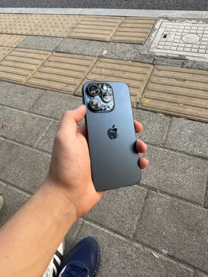 iPhone 15 Pro 256 ГБ, 89%, две SIM-карты 1