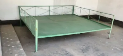Chirchiqda yig‘ilmaydigan tapchan sotiladi