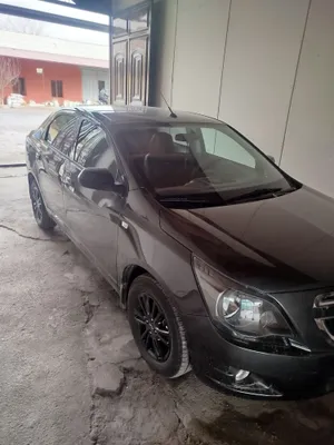 Cobalt 2025 седан 1