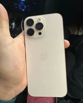 iPhone 16 Pro Max 1