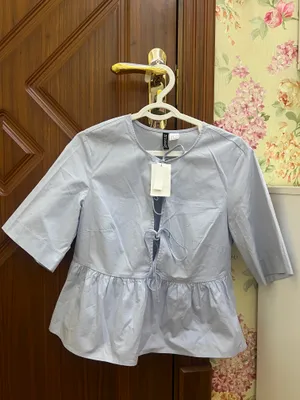 Ayollar bluzkasi H&M