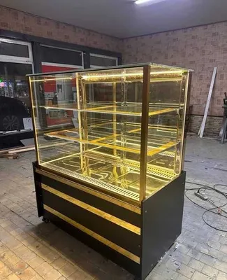 Витринный холодильник