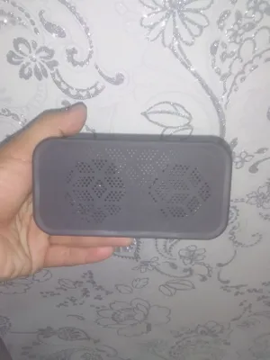 Bluetooth-колонка с часами 1