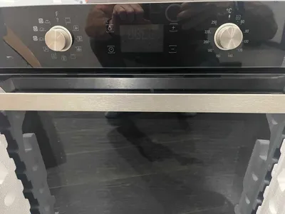 Электродуховка встроенная HOTPOINT (Италия) 1