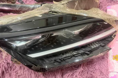 Оригинальная передняя фара BYD Champion 1