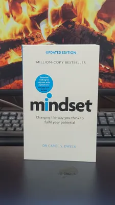 Книга «Mindset» на английском языке