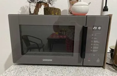 Микроволновая печь Samsung 23л с грилем 1