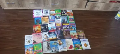35 xil kitob, barchasi bitta suratga sig‘madi