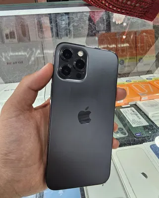iPhone 12 Pro Max 1