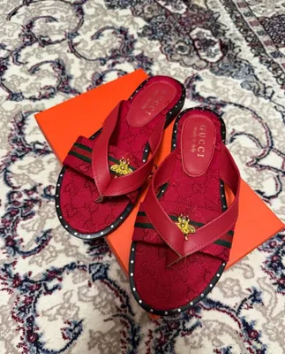 Gucci shippaklari.