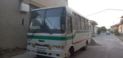Avtobus sotiladi uz otoyol 1