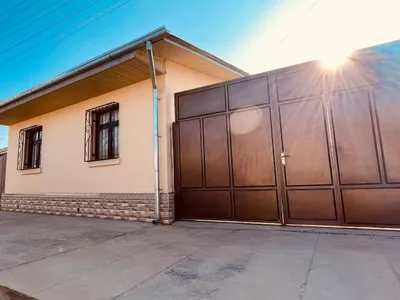 В Янгиюле продаётся дом 1