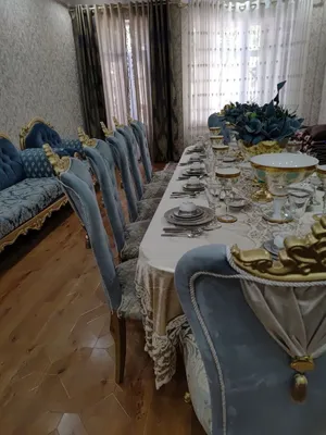 Большой стол + 12 стульев Диван, кресла и мини-диван 1