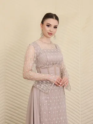 ayollar uchun oqshom libosi 1