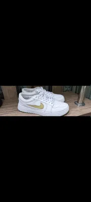 Кроссовки Nike