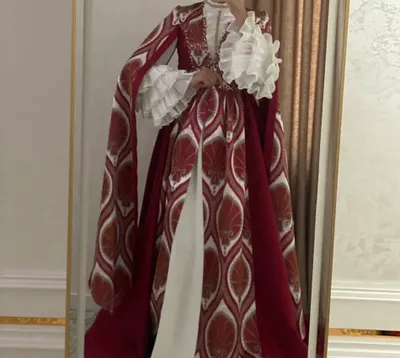 Продаётся комплект свадебного платья с ансамблем 1