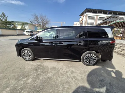 BYD XIA MPV 2025 года продаётся. 1