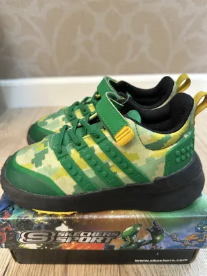 Lego adidas krossovkalari 1