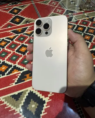 iPhone 16 Pro Max 1