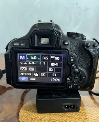 Продаётся Canon EOS 600D 1