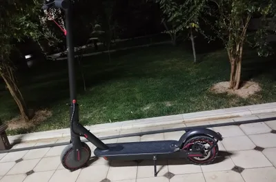Elektro skuter sotiladi 1