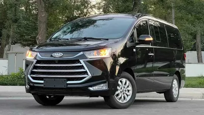 JAC M4 Luxe Refine, механика, 9-местный 1