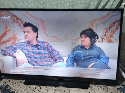Самсунг 43 UHD TV SERIES 1