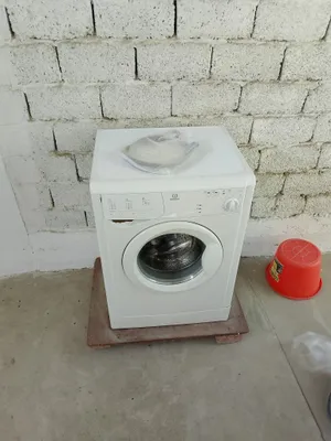 Стиральная машинка indesit б/у 1
