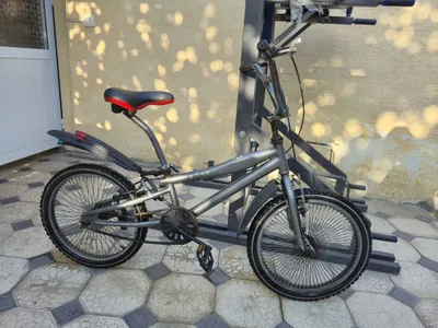 Спортивный велосипед BMX 1