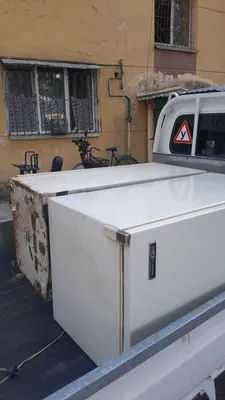 xaladelnik sotiladi 1ta bor