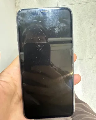 iPhone 11 Pro Max 1