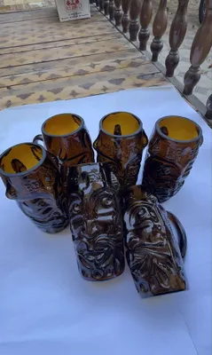 Qahrabo rangli shishadan tayyorlangan pivo krujkalari to‘plami sotiladi — 6 dona 1