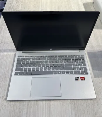 Ноутбук HP R5 7520U 8/512 SSD 1